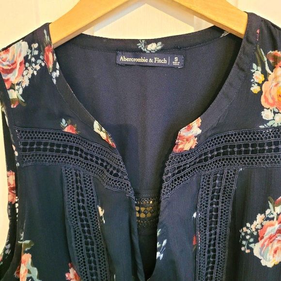 💰DRESS SALE. BUY ONE GET ONE FREE. Abercrombie & Fitch Summer Dress. Size S. - Picture 2 of 3